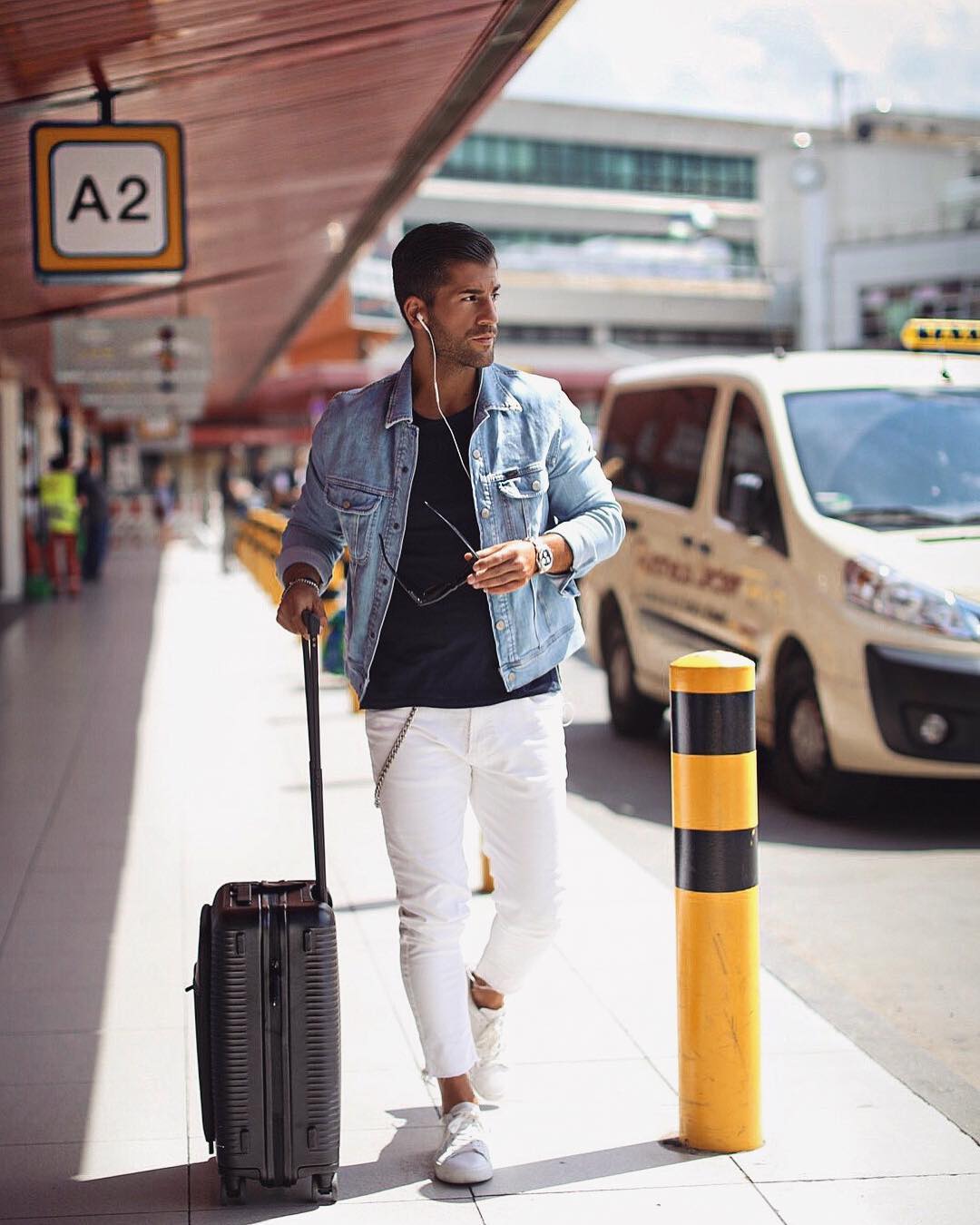 5 Denim Jacket Outfits For Men #denimjacket #outfits #mensfashion