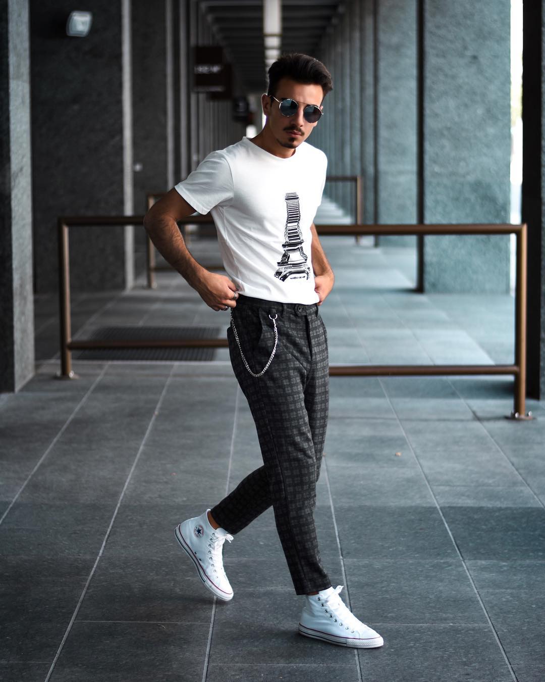 5 Drool-Worthy Summer Outfits For Guys #summer #outfits #mensfashion #streetstyle
