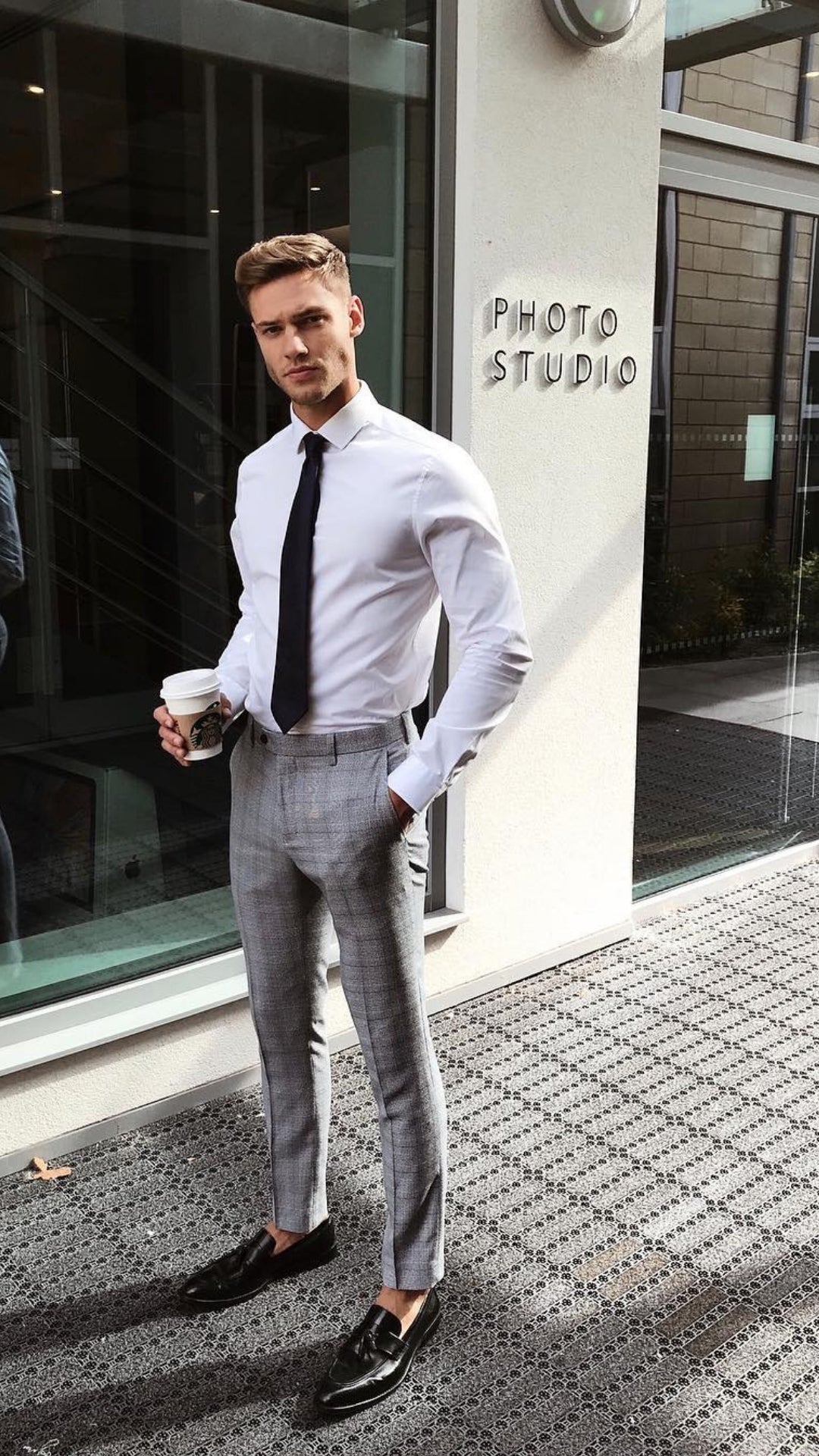5 Cool Outfits With White Shirt For Men #white #shirt #outfits #mensfashion #streetstyle