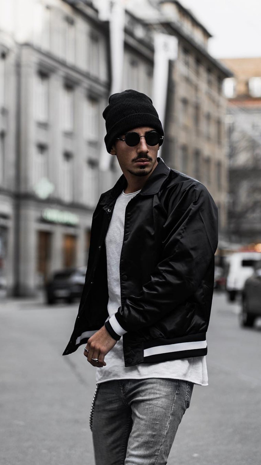 5 Casual Outfits For Guys #casual #outfits #mensfashion #streetstyle