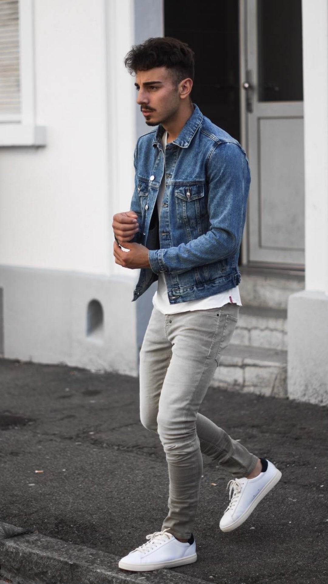 5 Casual Outfits For Young Guys #casual #outfits #mensfashion #streetstyle