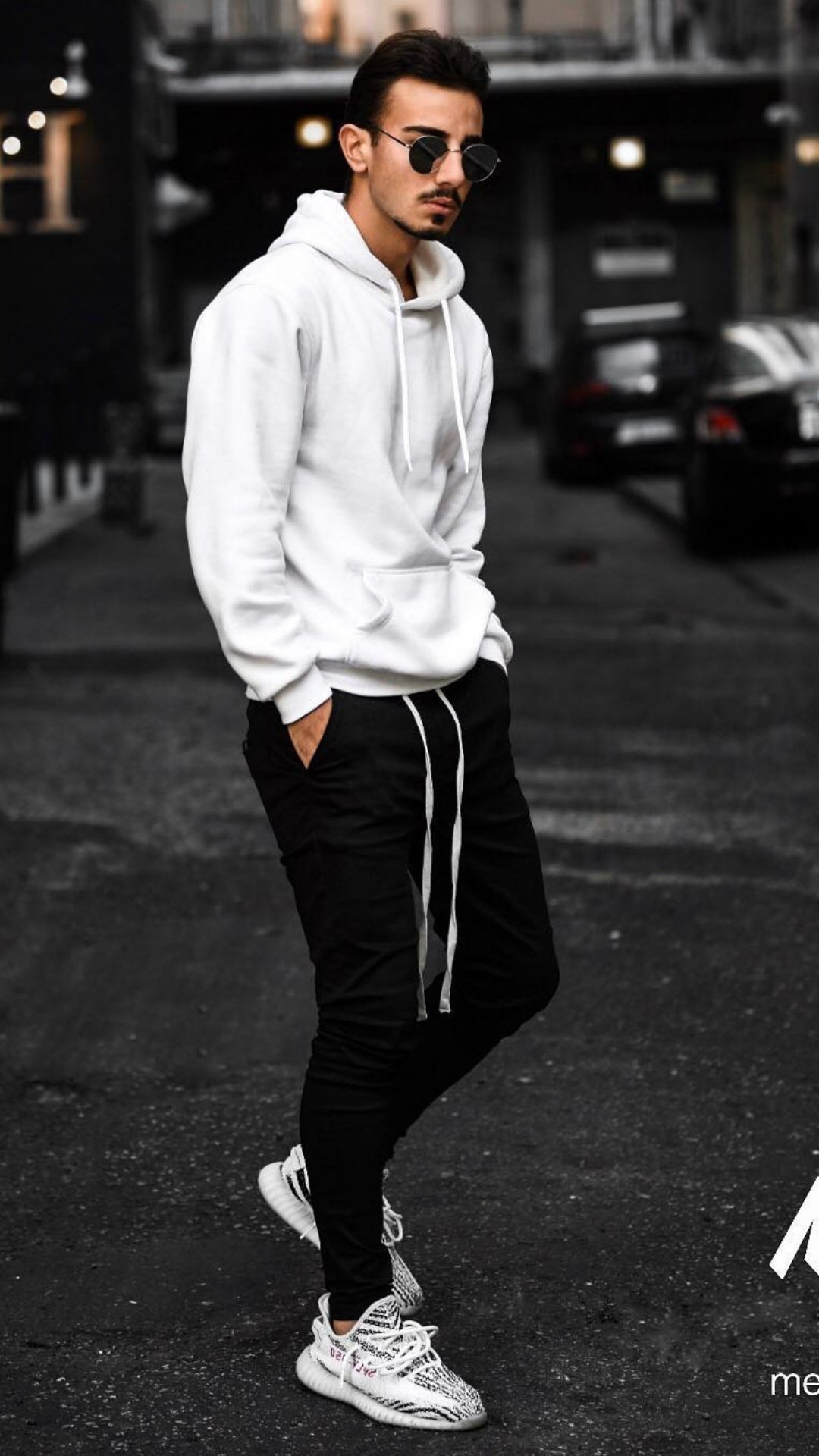 5 Casual Outfits For Young Guys #casual #outfits #mensfashion #streetstyle