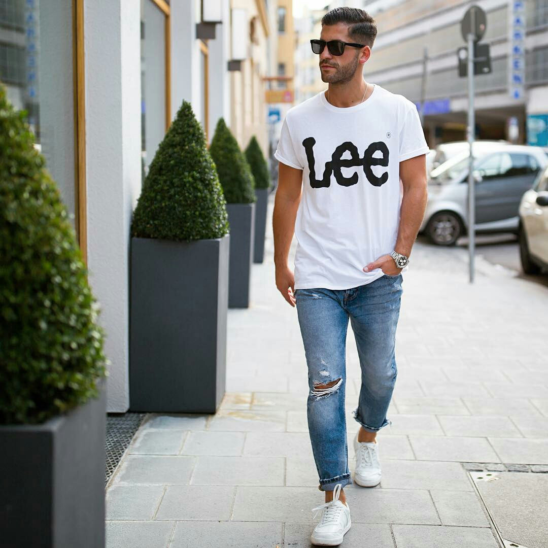 how to wear ripped jeans for men 