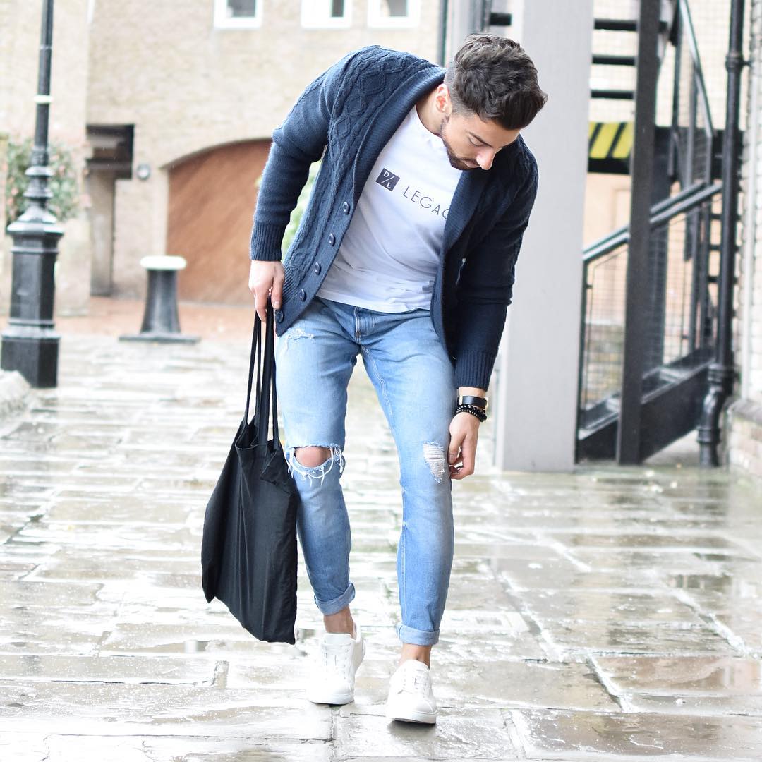 T-SHIRT LAYRING STYLE MEN