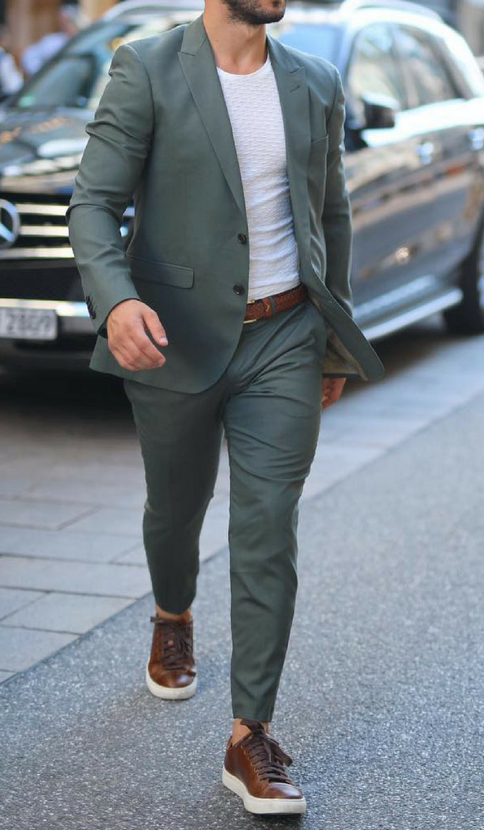 Minimal Dressing Style For Men