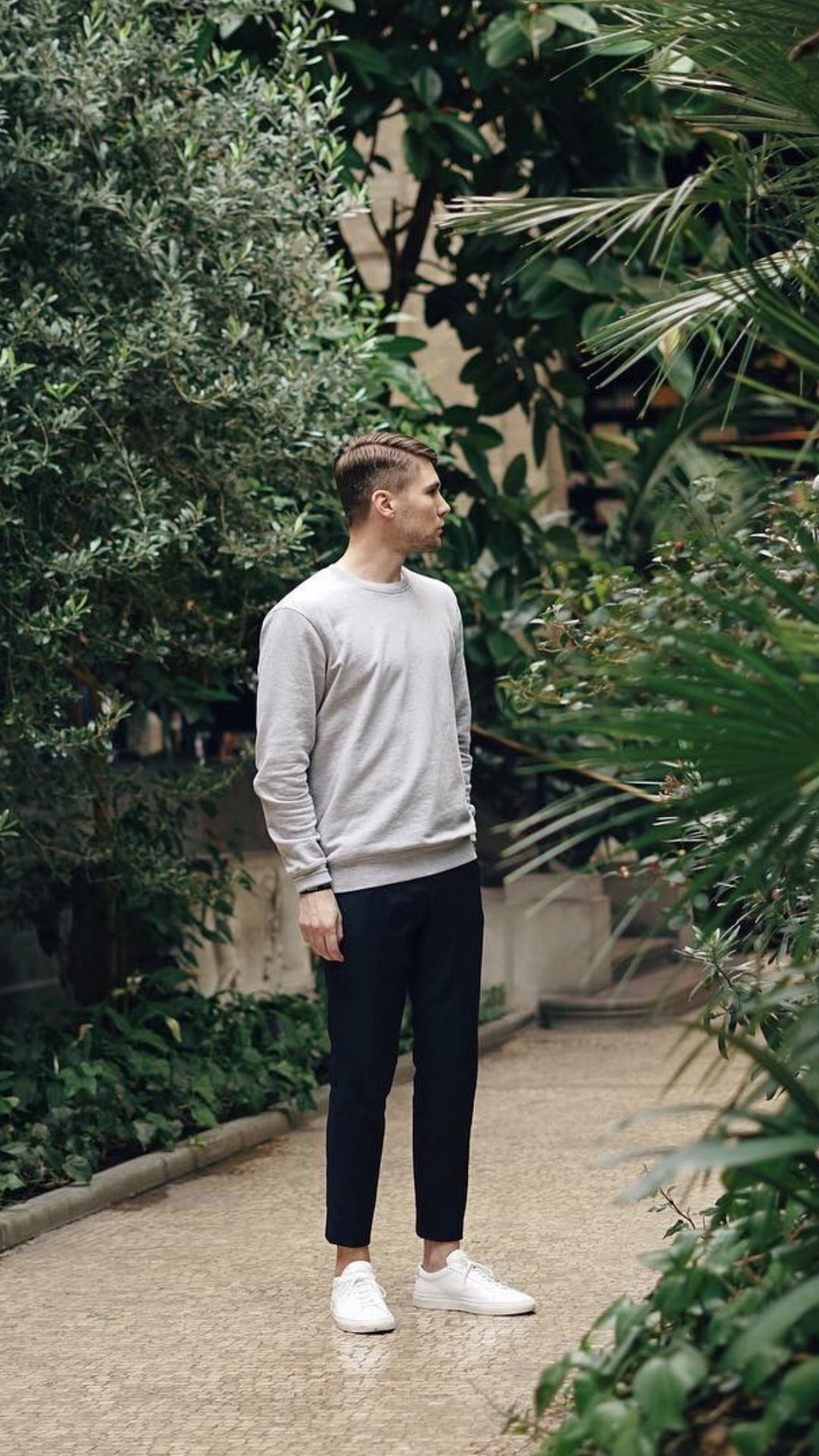 5 Minimal outfits for men #minimal #streetstyle #mensfashion